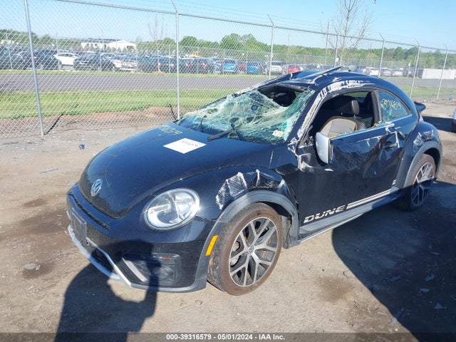 Volkswagen Beetle 1.8t Dune 2016 3VWS07AT1GM622301 Image 2