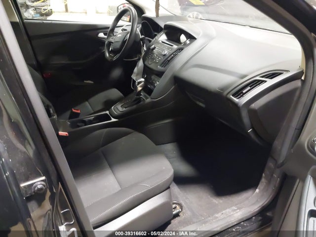 Ford FOCUS SE 2016 1FADP3F23GL281166 Image 5