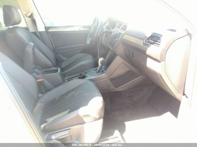 3VV3B7AX8NM113728 Volkswagen Tiguan 2.0t Se