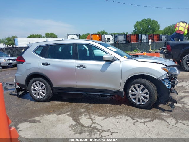 Nissan ROGUE S 2017 5N1AT2MT8HC867387 Image 14
