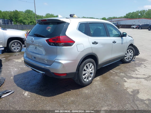 Nissan ROGUE S 2017 5N1AT2MT8HC867387 Image 4