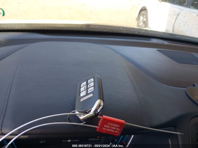 Honda Odyssey Touring 2018 5FNRL6H89JB008533 Image 11