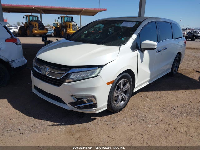 Honda Odyssey Touring 2018 5FNRL6H89JB008533 Image 6