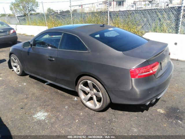 2011 AUDI S5 WAUVVAFR9BA048514 Photo 2