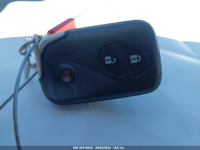JTHKD5BH1F2231742 Lexus CT 200H