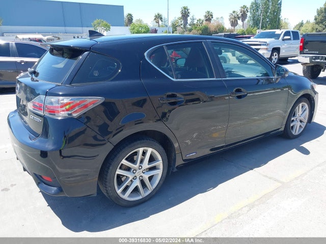 JTHKD5BH1F2231742 Lexus CT 200H
