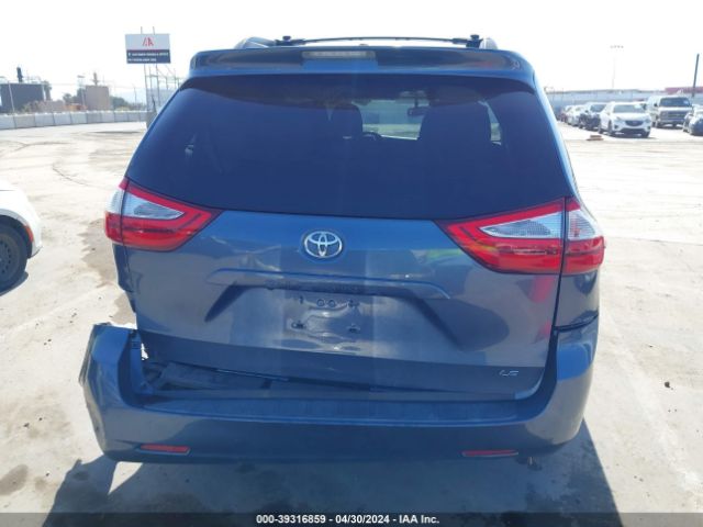 5TDKK3DC6FS675415 Toyota Sienna Le 8 Passenger