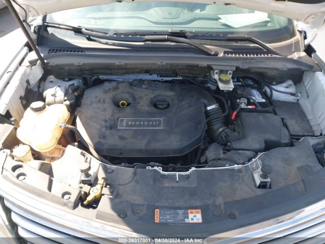 5LMCJ1C90GUJ11220 Lincoln Mkc Premier
