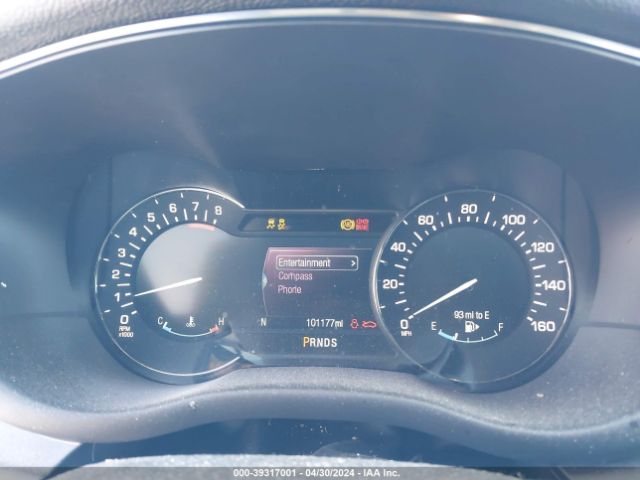 5LMCJ1C90GUJ11220 Lincoln Mkc Premier