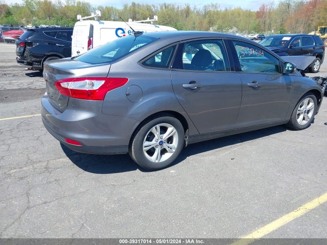 Ford FOCUS SE 2014 1FADP3F23EL101648 Image 4