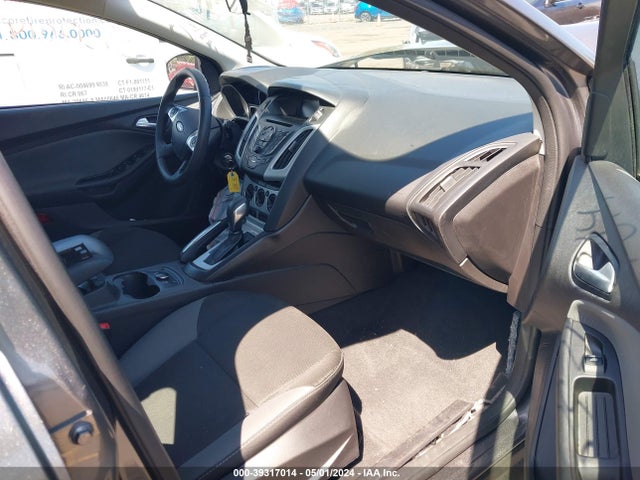 Ford FOCUS SE 2014 1FADP3F23EL101648 Image 5