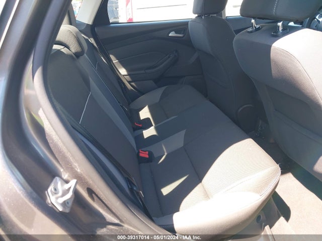 Ford FOCUS SE 2014 1FADP3F23EL101648 Image 8
