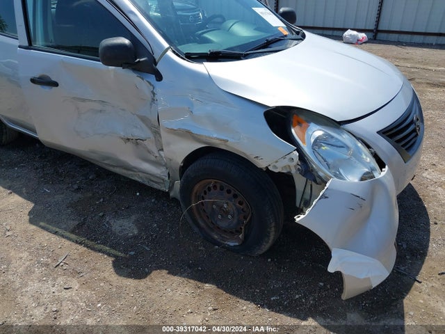 Nissan Versa 1.6 S+ 2014 3N1CN7AP6EL802827 Image 6