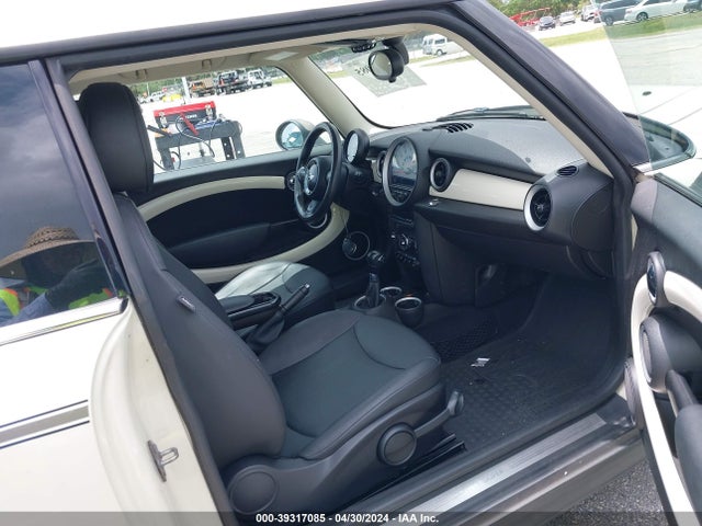 2013 MINI HARDTOP WMWSU3C52DT688235 Photo 4