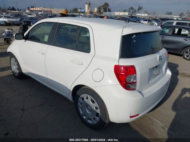 JTKKUPB45E1044141 Scion XD