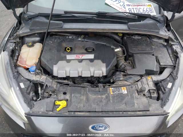 Ford FOCUS ST 2016 1FADP3L94GL234309 Image 10