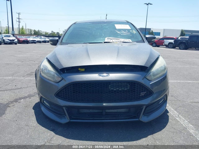 Ford FOCUS ST 2016 1FADP3L94GL234309 Image 12