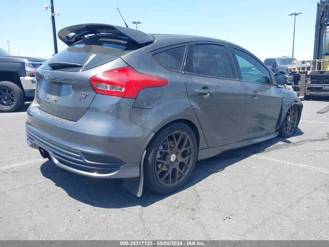 Ford FOCUS ST 2016 1FADP3L94GL234309 Image 4