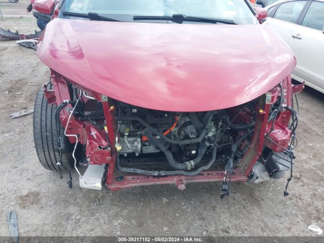 5TDESKFC6NS042772 Toyota Sienna Platinum