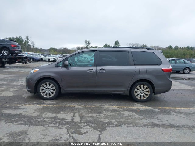 Toyota Sienna Le 7 Passenger 2015 5TDJK3DC2FS112938 Image 14