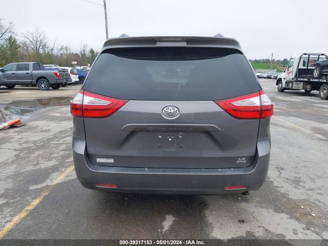 Toyota Sienna Le 7 Passenger 2015 5TDJK3DC2FS112938 Image 16