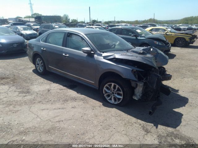 39317164 :رقم المزاد ، 1VWAT7A3XHC000916 vin ، 2017 Volkswagen Passat 1.8t S مزاد بيع