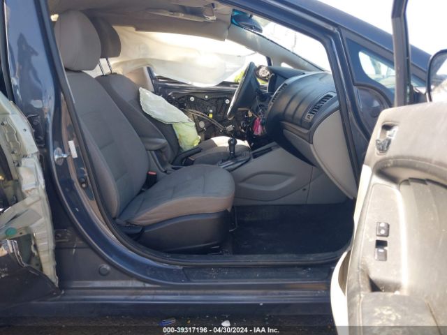 KNAFX4A61G5497747 KIA FORTE LX