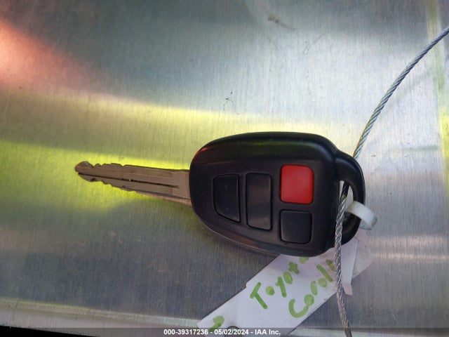 Toyota COROLLA LE 2017 5YFBURHEXHP651445 Image 11