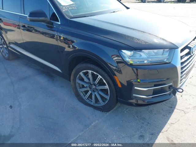 WA1LHAF70KD045901 Audi Q7 45 Premium