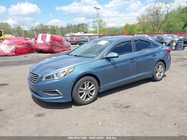 Hyundai SONATA SE 2016 5NPE24AF4GH293442 Image 2