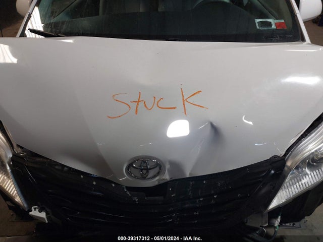 Toyota Sienna Le V6 8 Passenger 2014 5TDKK3DC6ES457635 Image 10
