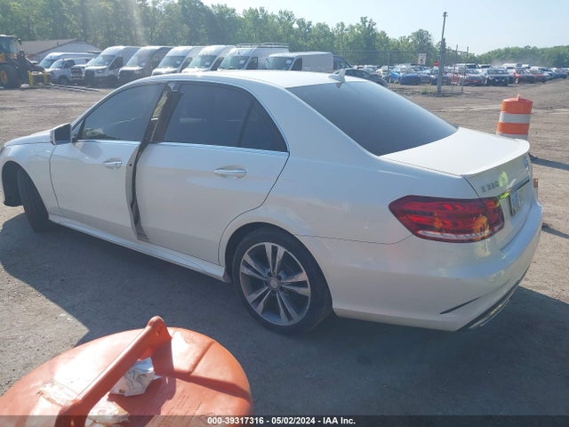 Mercedes-Benz E 350 2014 WDDHF5KB6EA802945 Image 3