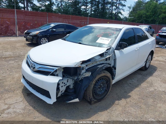 Toyota CAMRY LE 2014 4T4BF1FK9ER367146 Image 2