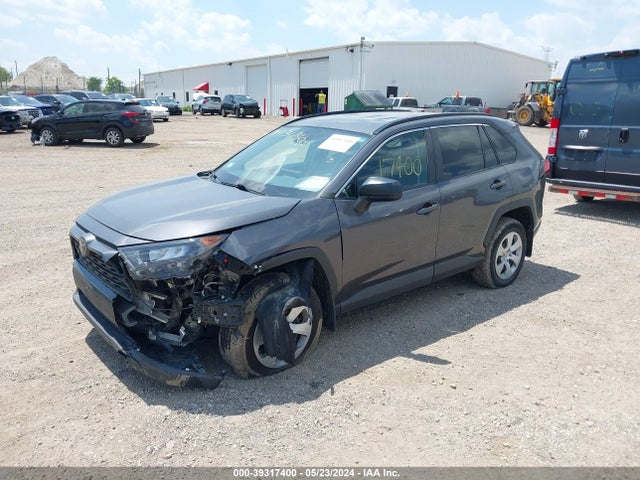 Toyota RAV4 LE 2019 2T3H1RFV3KW002914 Image 2