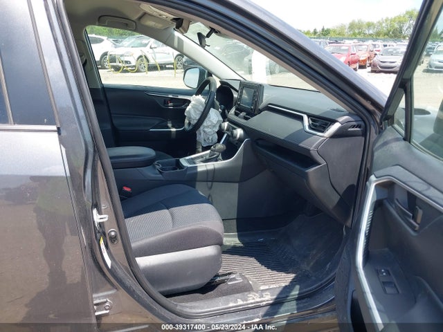 Toyota RAV4 LE 2019 2T3H1RFV3KW002914 Image 5