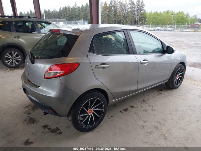 Mazda Mazda2 Sport 2014 JM1DE1KZ6E0188180 Image 4
