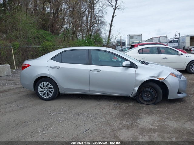Toyota COROLLA LE 2017 2T1BURHE3HC914004 Image 13