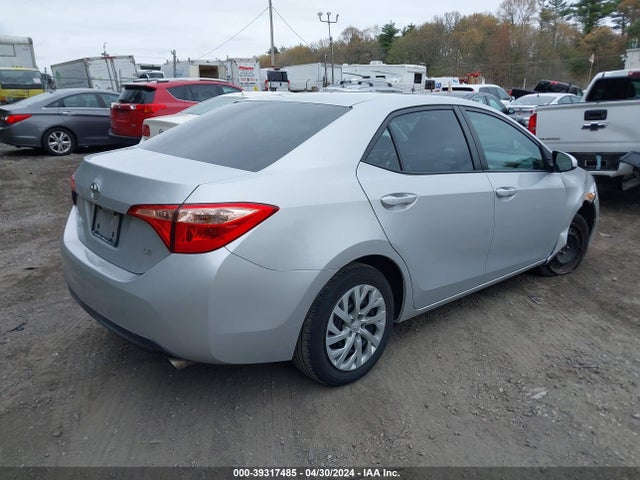 Toyota COROLLA LE 2017 2T1BURHE3HC914004 Image 4