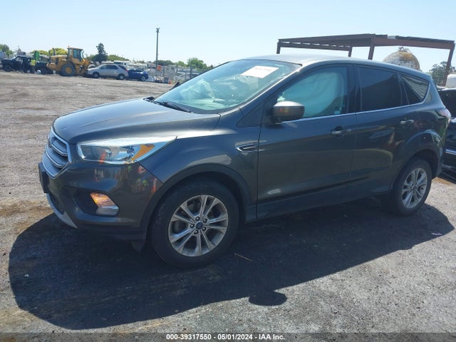 Ford ESCAPE SE 2017 1FMCU0GD7HUC27082 Image 2