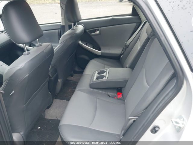JTDKN3DU5F1872556 Toyota Prius Four