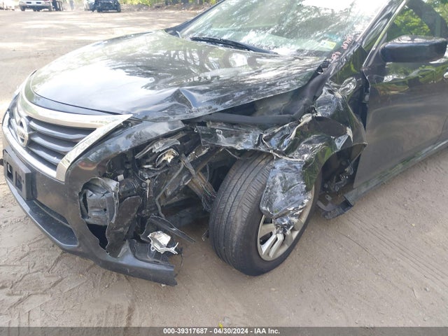 Nissan Altima 2.5 S 2015 1N4AL3AP0FC173832 Image 6