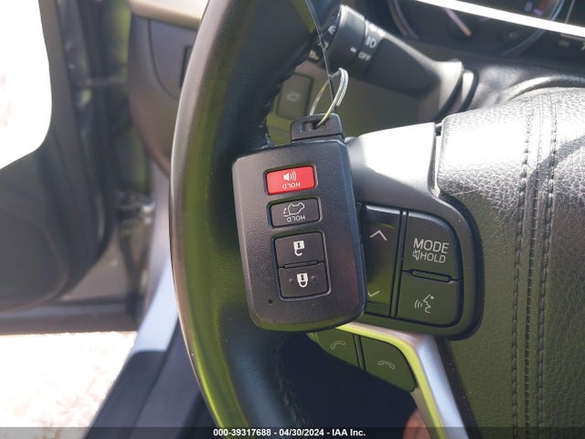 Toyota Highlander Xle 2018 5TDKZRFH9JS546696 Image 11