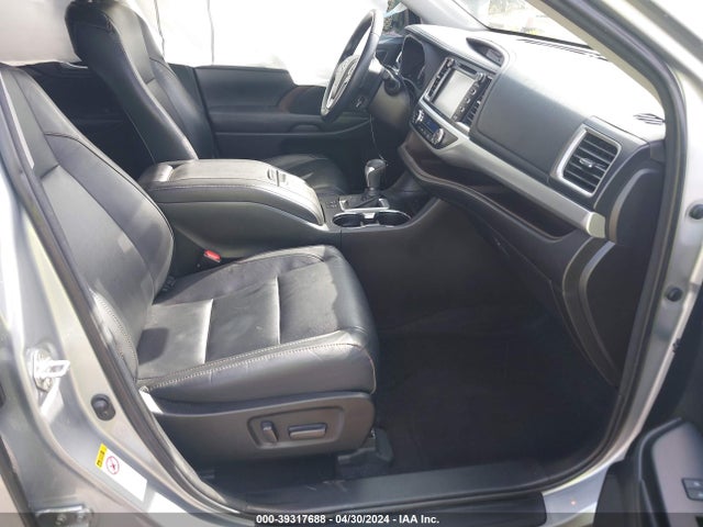 Toyota Highlander Xle 2018 5TDKZRFH9JS546696 Image 5