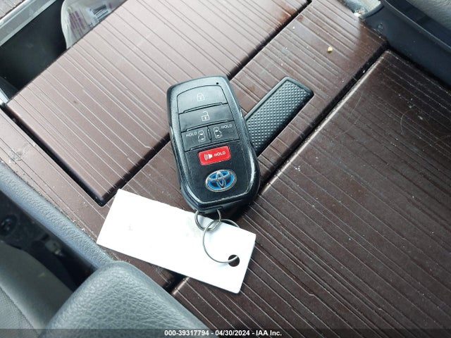 Toyota SIENNA LE 2021 5TDBRKEC7MS032685 Image 11