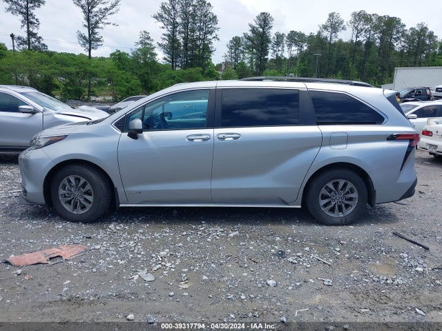 Toyota SIENNA LE 2021 5TDBRKEC7MS032685 Image 14