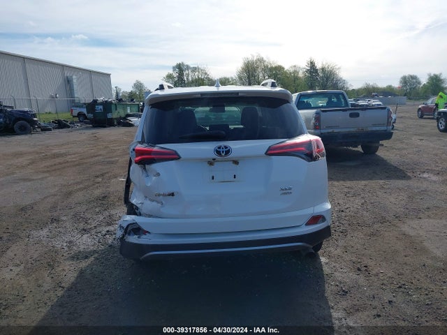 Toyota Rav4 Xle 2017 JTMRFREV1HJ165494 Image 17