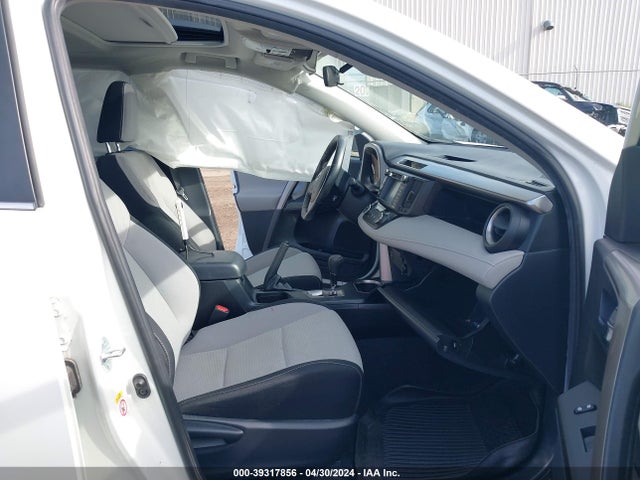 Toyota Rav4 Xle 2017 JTMRFREV1HJ165494 Image 5