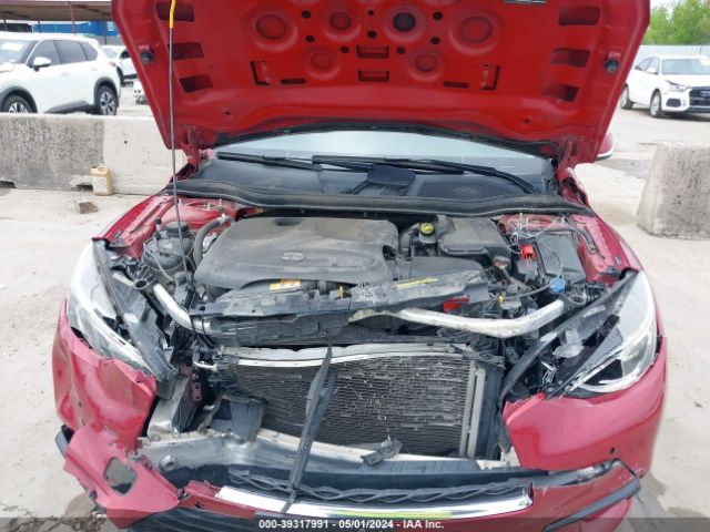 SJKCH5CP7HA022219 Infiniti Qx30 Premium