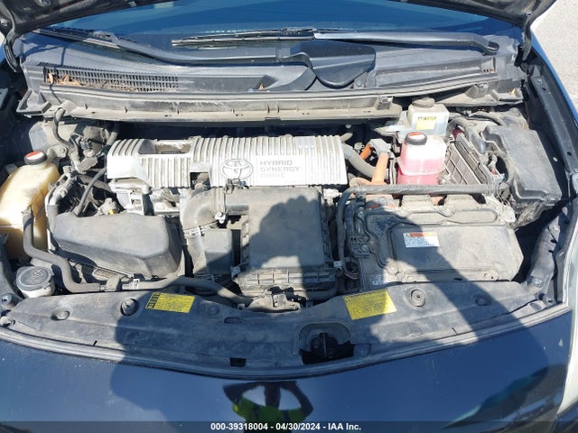 Toyota Prius Two 2015 JTDKN3DUXF1881592 Image 10
