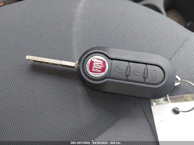 2012 FIAT 500 3C3CFFAR3CT126893 Photo 10